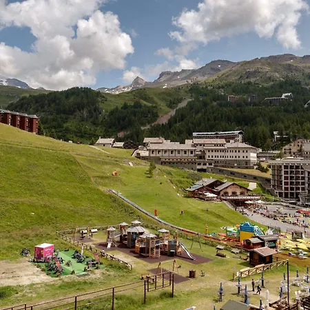 Hellochalet Cervinia - Ski-in Ski-out Studio, 200mt At Plan Maison Lift * Breuil-Cervinia