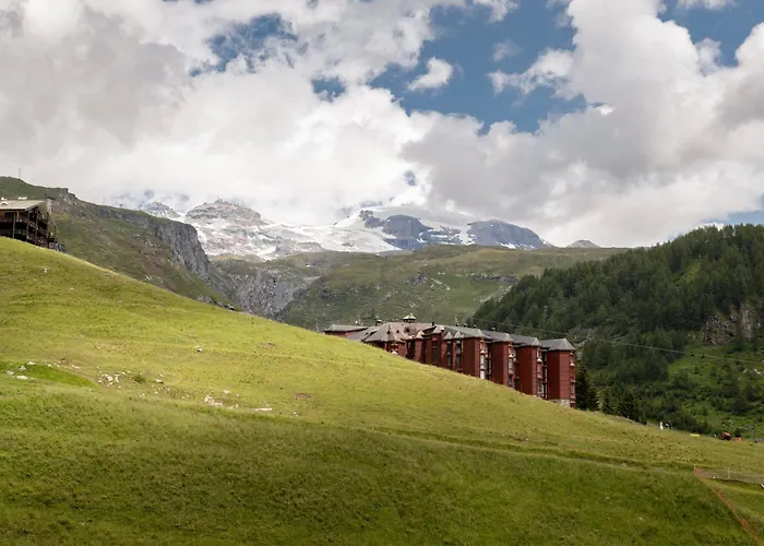Hellochalet Cervinia - Ski-in Ski-out Studio, 200mt At Plan Maison Lift Breuil-Cervinia