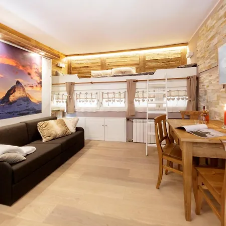 Hellochalet Cervinia - Ski-in Ski-out Studio, 200mt At Plan Maison Lift Apartman *