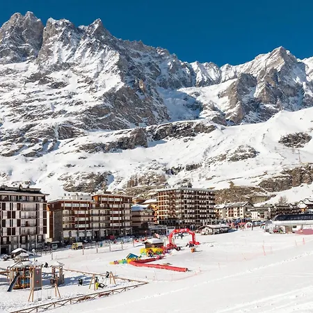 Διαμέρισμα Hellochalet Cervinia - Ski-in Ski-out Studio, 200mt At Plan Maison Lift *